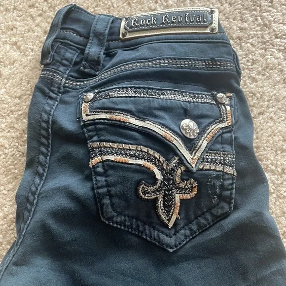 Rock Revival Skinny Jeans - Picture 5 of 6